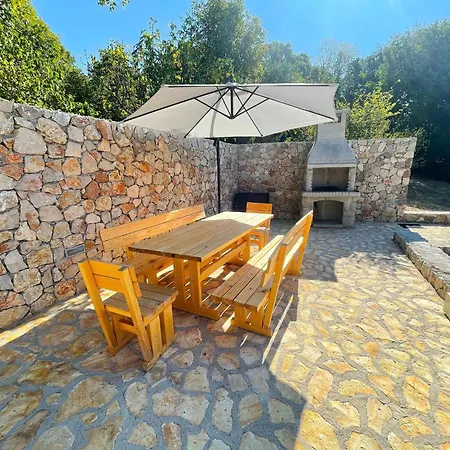 With Pool Near Adriatic Coast Vikendica